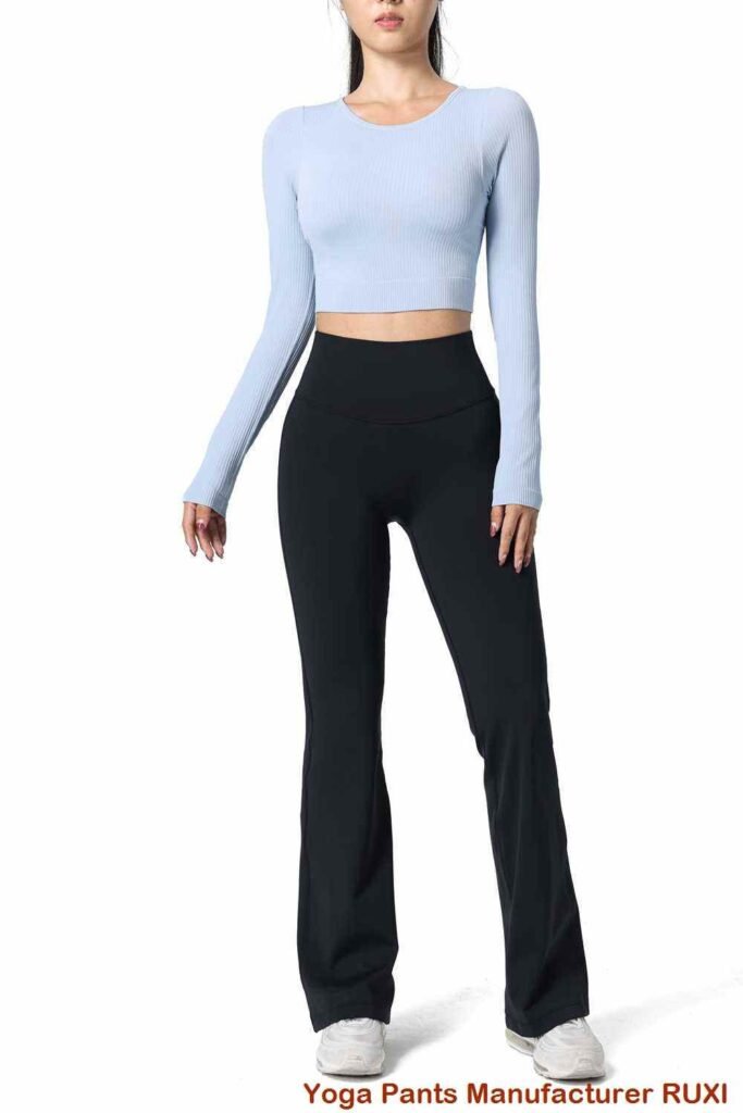 미드 라이즈 러닝 반바지 편안하고 스타일리시함